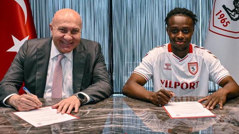 Samsunsporda beklenmedik ayrılık Yeni transfer forma yüzü görmeden başka takıma gitti