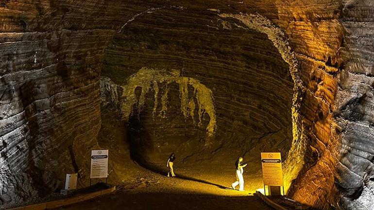 Iğdırda yerin 80 metre altında yer alıyor 40 derece sıcakta içerisi 12 derece: Giren çıkmak istemiyor