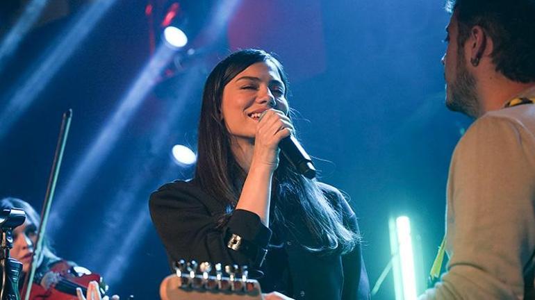 Demet yeni sezona hazır ‘Sadelik ve çekicilik bir arada’