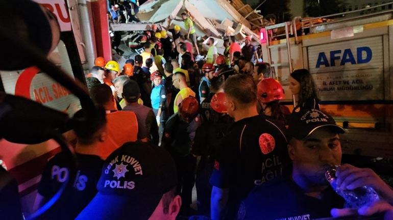 Balıkesirde 6.1 büyüklüğünde deprem meydana geldi