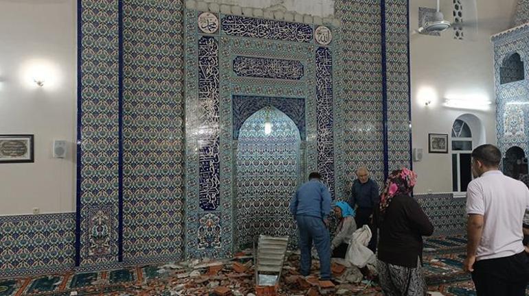 Manisada cami içerisinde korku dolu dakikalar 1 kişi hayatını kaybetti