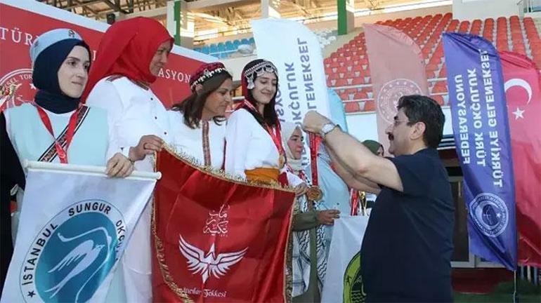 Sivasta düzenlenen Açık Hava Puta Şampiyonası madalya ve kupa töreniyle sona erdi
