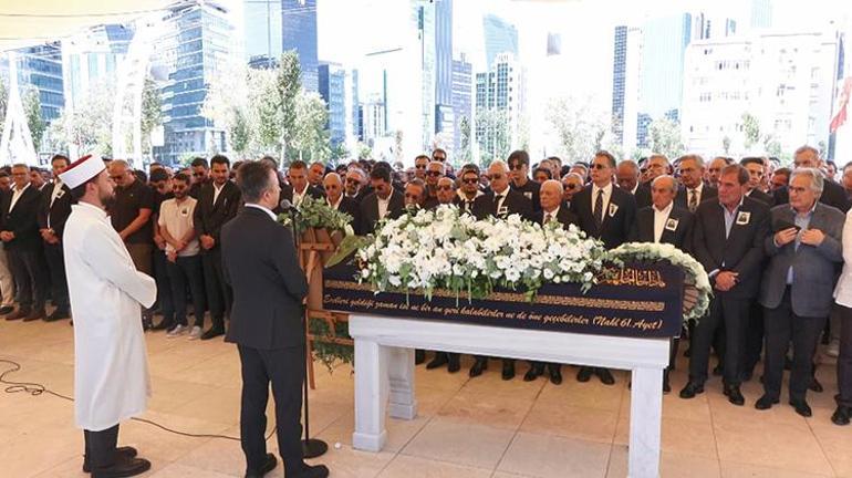 Miamide hayatını kaybeden Defne Akçakayalıoğlu İstanbulda son yolculuğuna uğurlandı