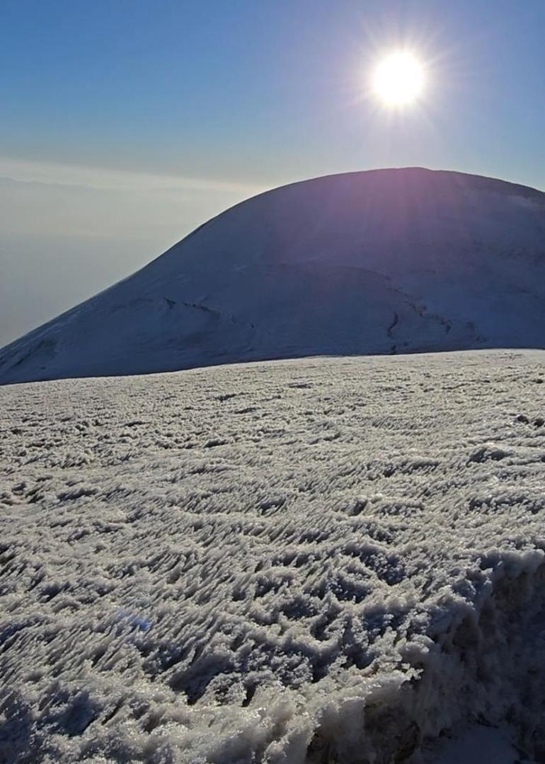 Ağrı Dağında ilk kez görüntülendi, tehlike kapıda O görüntüler uzmanları endişelendirdi: Bir daha olmayabilir