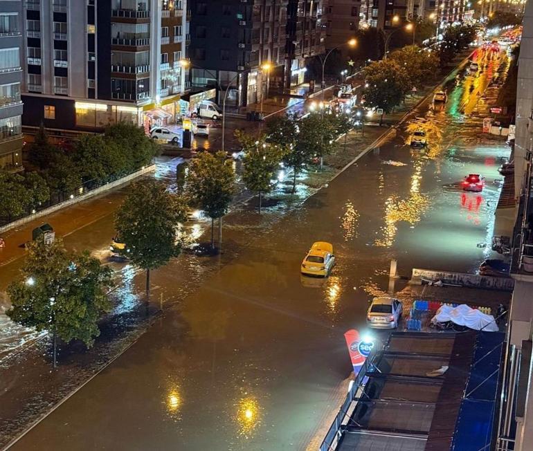 Samsun’da metrekareye 120 kilo yağış düştü, caddeleri su bastı
