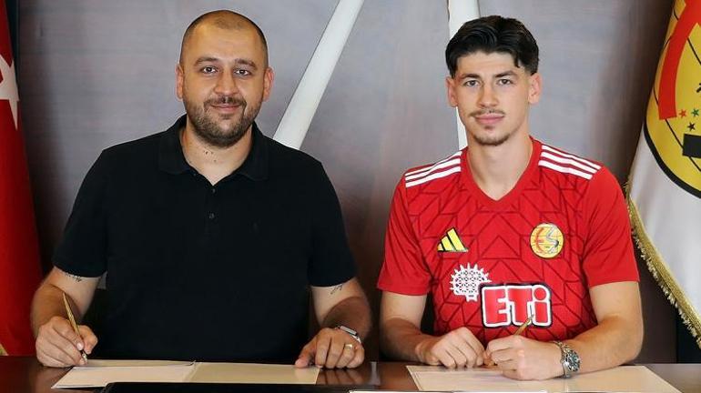 Eskişehirspora yeni orta saha hayırlı olsun Süper Lig ekibinden gelip imzayı attı