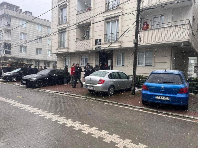 Esenyurtta eşini öldüren zanlı ilk defa hakim karşısına çıktı: Eşimi ben öldürmedim, kendi kendine vefat etti