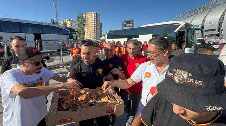 Kayseride güzel görüntüler Göztepe taraftarına yemek ikram edildi