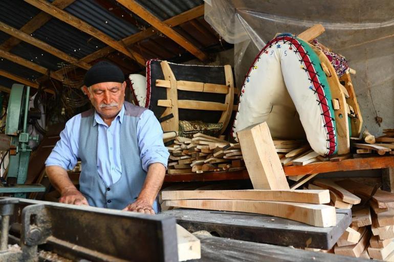 Teknolojiye ayak uydurdu Unutulmaya yüz tutmuş mesleği ayakta tutuyor