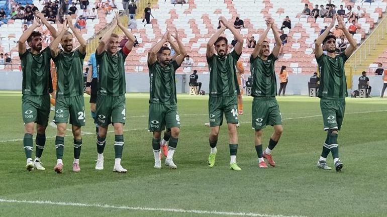 Muhammet Demir yoksa Emirhan Gedikli var Bursasporda Adem Çağlayan bu kez değiştirdi