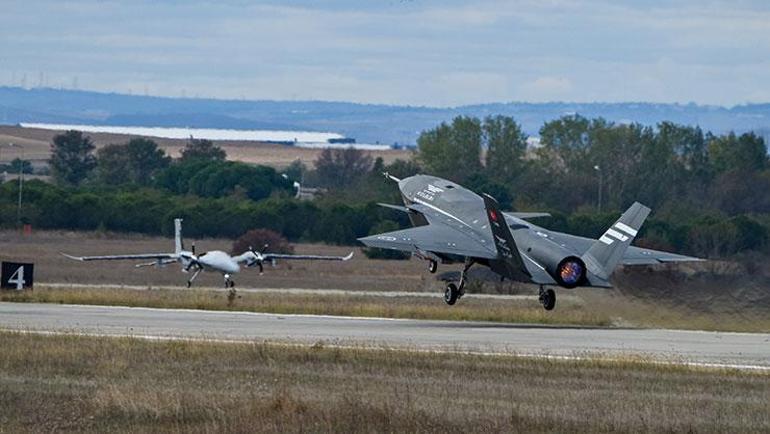 Bayraktar KIZILELMAdan ilk atışta tam isabet