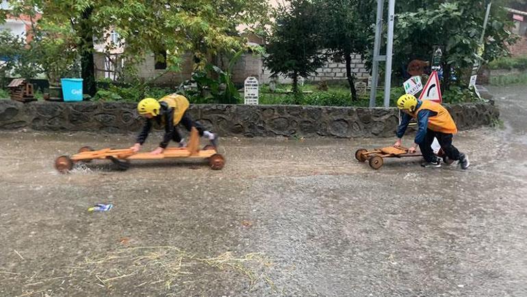 Rize’de sağanak altında Laz Ralli heyecanı