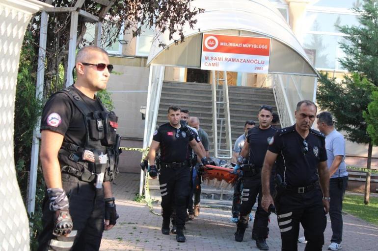 Kayseride kan donduran olay Camide boğazını kesip öldürdüğü adamın karısına Şimdi git kocanın leşini topla demiş