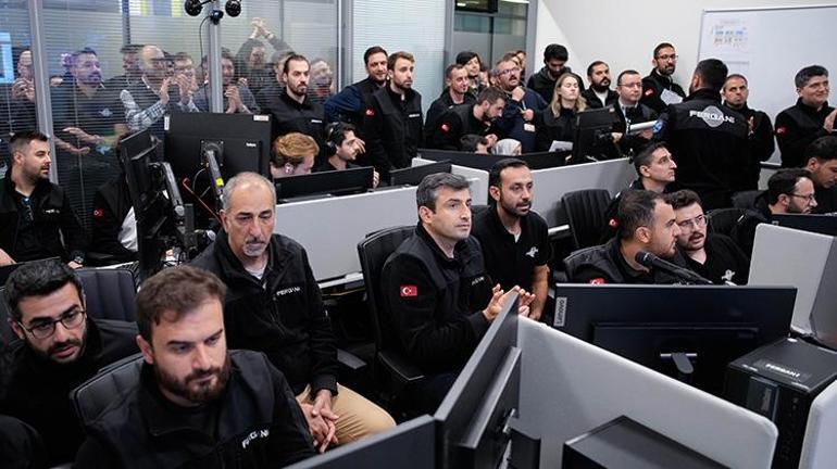 Milli uydu Fergani FGN-100-D2 uzayda Bir günde 15 bin tur attı