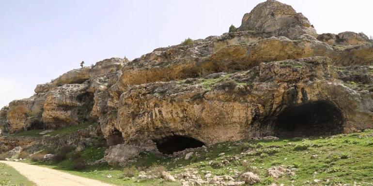 Konyaya 2 saat uzakta ama sonu hala sır Şifreyi çözen ölüyor: Köy halkı hiç giremedi