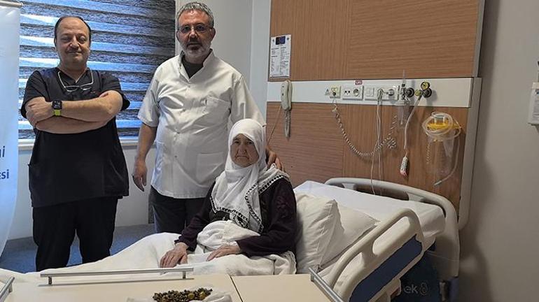Bursada karnı ağrıyınca hastaneye gitti Doktorlar inanamadı, 213 tane birden çıktı