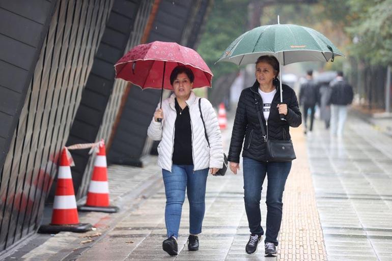 DOĞU ANADOLUParçalı ve çok bulutlu, kuzey ve batı kesimleri ile Bingöl çevrelerinin yağmur ve sağanak, kuzey kesimlerinin yükseklerinin karla karışık yağmur ve kar yağışlı geçeceği tahmin ediliyor.ERZURUM -1°C, 13°CParçalı ve çok bulutlu, yarın (Perşembe) öğle saatlerinde yağmur ve sağanak, yüksekleri karla karışık yağmur ve kar yağışlıKARS -4°C, 14°CParçalı ve çok bulutlu, yarın (Perşembe) öğle saatlerinde yağmur ve sağanak, yüksekleri karla karışık yağmur ve kar yağışlıMALATYA 4°C, 18°CParçalı ve çok bulutlu, yarın (Perşembe) öğle saatlerinde yağmur ve sağanak yağışlıVAN 3°C, 15°CParçalı bulutlu