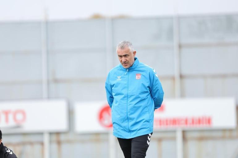 Sivasspor, Esenler Erokspor maçı öncesi harekete geçti