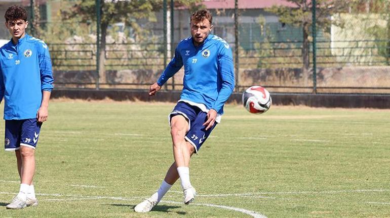 Menemen FKda yönetim 3 yıldızı kadrodan çıkardı