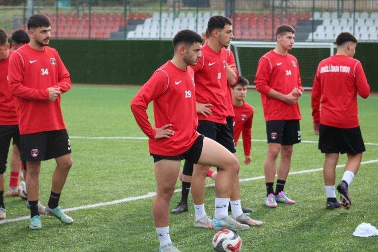 Denizli İdman Yurdu’nda deprem Takımda resmen futbolcu kalmadı