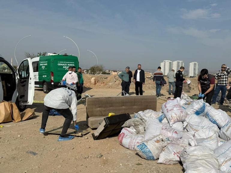 Mersinde korkunç cinayet Öldürüp tuzlayıp halıya sarıp çekyatla atmışlar