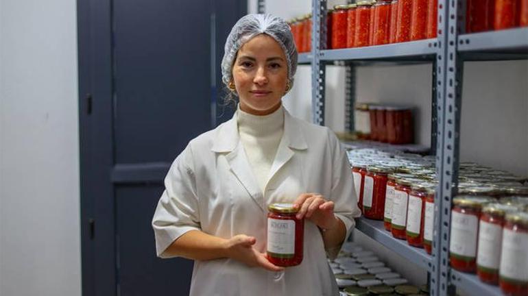 Beyaz yakalı olarak çalışmaktan bıktı, istifa edip kendi markasını kurdu Türkiyenin dört bir yanına satış yapıyor