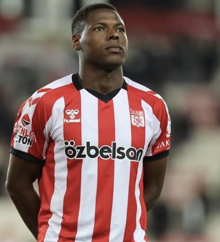 Sivasspor’da deprem yaratan ayrılık Çantasını toplayıp gitti, telefonları bile açmıyor