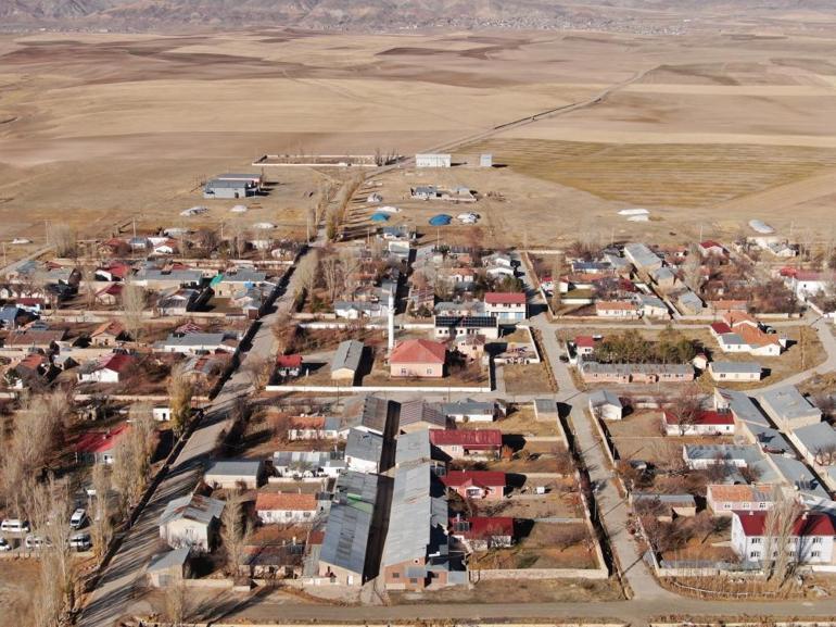 Vandaki bu köyün Türkiyede görülmemiş bir özelliği var Geçen 60 yıla rağmen korunuyor