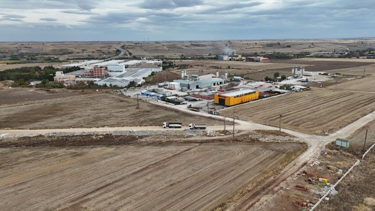 Edirnede yol çilesi bitmiyor Bozuk yol araçlara zarar veriyor