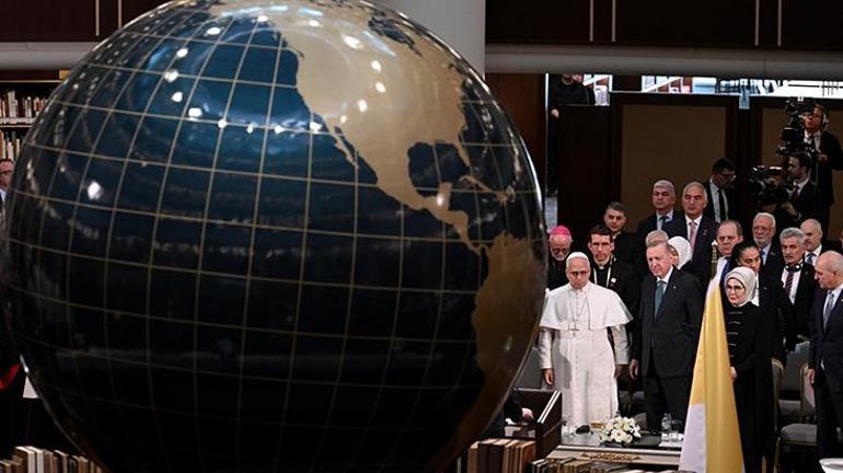 Cumhurbaşkanı Erdoğan ve Papa 14. Leo, dünyaya mesajlarını Cihannüma Salonundan verdi