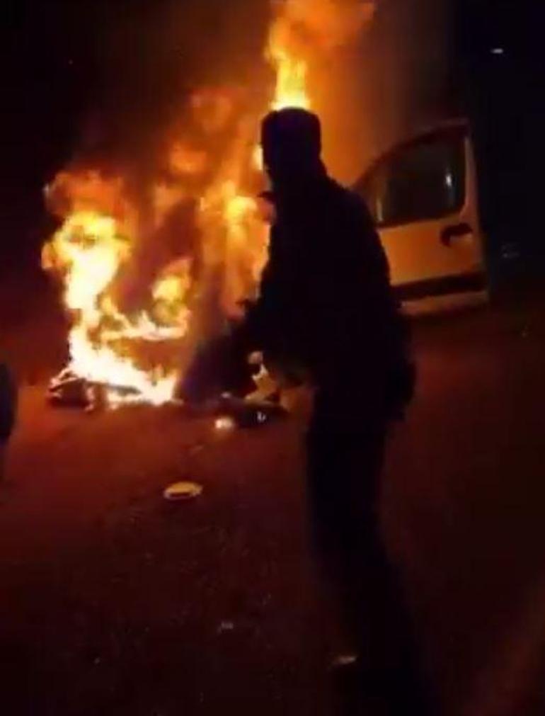 Gaziantep’te ceza infaz kurumu personeli, yanan araca müdahale ederek 5 kişilik aileyi kurtardı