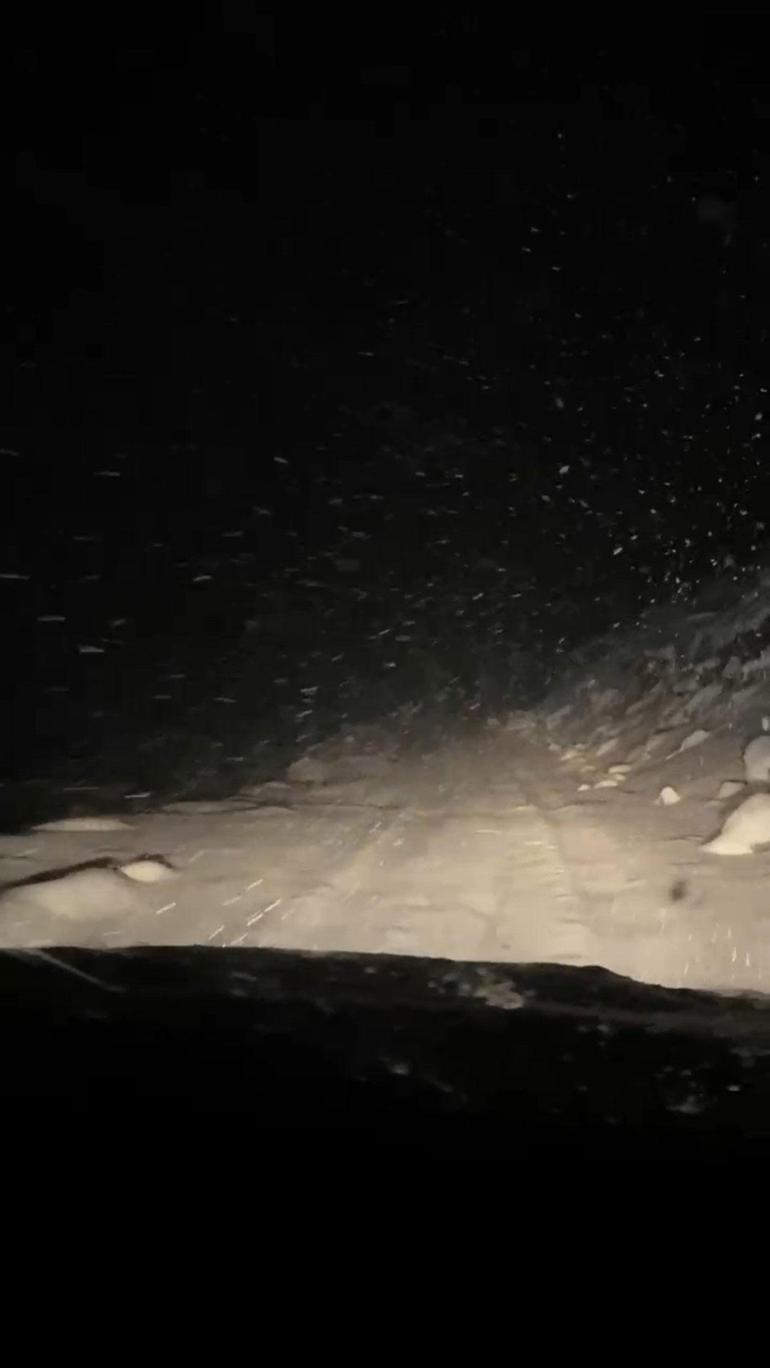 Çamlıhemşin’in yüksek kesimlerinde yoğun kar yağışı etkili oldu