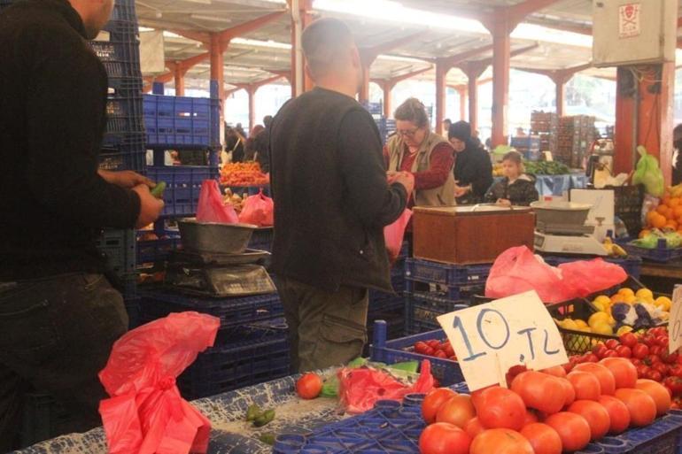 Mutfakların vazgeçilmez sebzesinde son hasat 40 liradan 10 liraya kadar düştü