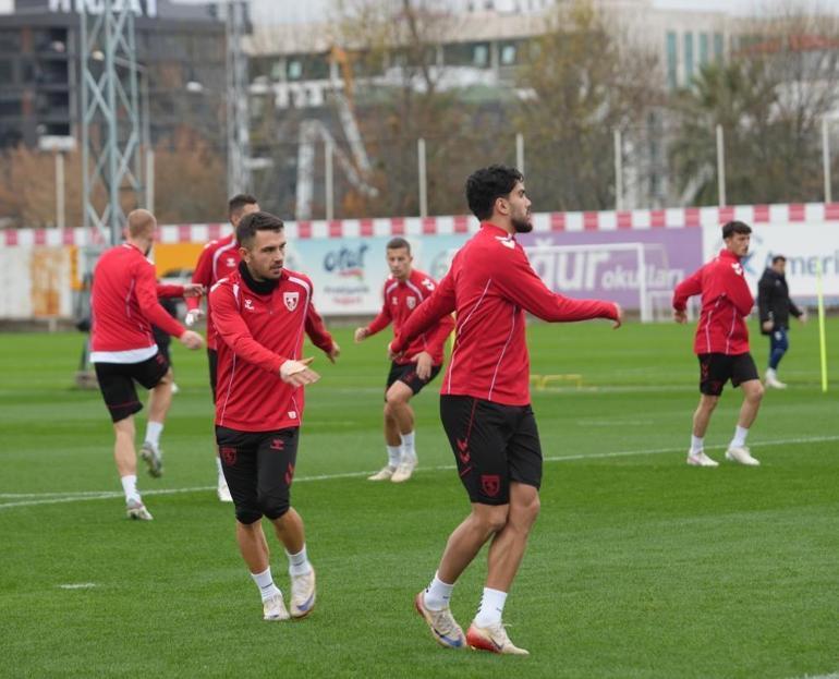 Samsunsporda Thomas Reis AEK maçı öncesi kararını verdi