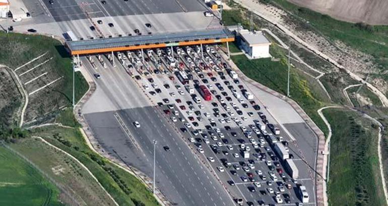 Dünya birincisi Türkiyeden Trafik raporunda zirve şaşırtmadı ama süreler korkuttu: İşte o 4 il