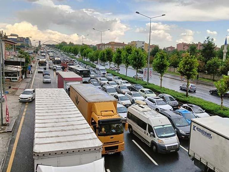 Dünya birincisi Türkiyeden Trafik raporunda zirve şaşırtmadı ama süreler korkuttu: İşte o 4 il