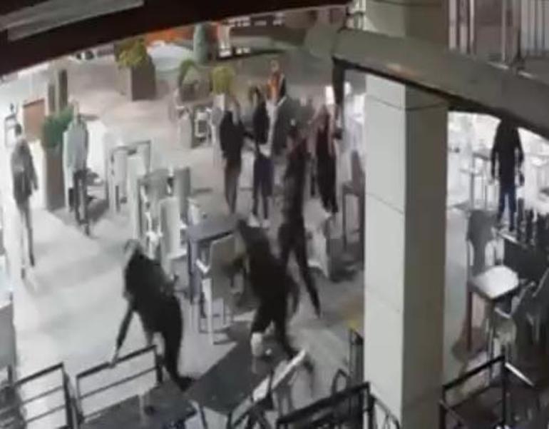 Bursada baba-oğul sokakta yaptı Kan donduran olay görüntülendi
