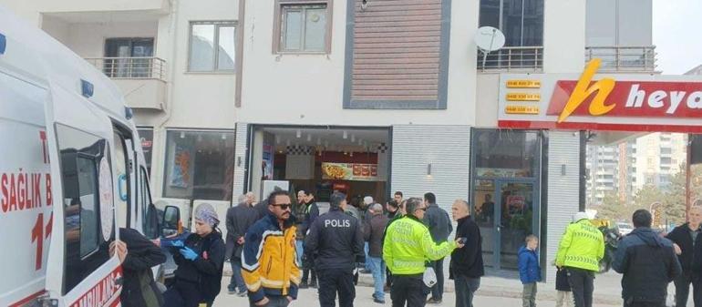 Malatyada otomobil döner salonuna girdi; o anlar kamerada
