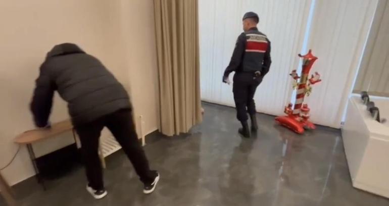 Samsun Atakumda 1 kadın 4 erkek basıldı Jandarma daireye girince dondu kaldı