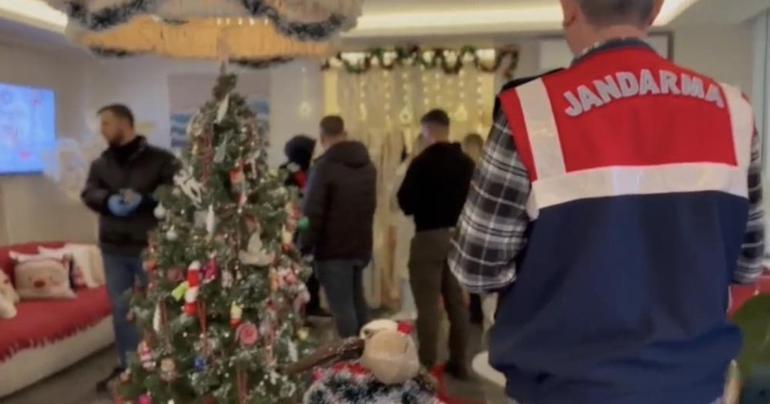 Samsun Atakumda 1 kadın 4 erkek basıldı Jandarma daireye girince dondu kaldı