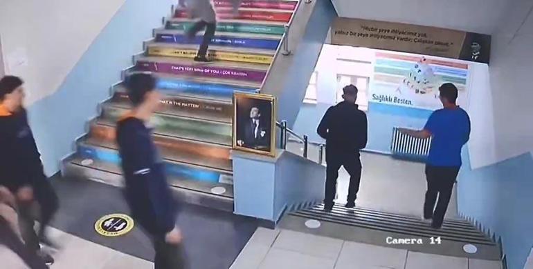 Kocaeli’de liseli öğrencilerin Atatürk hassasiyeti