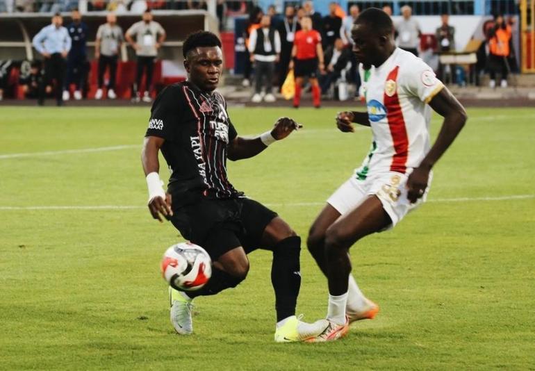 Vansporun yeni golcüsü hayırlı olsun Avrupalı forvet imzayı attı