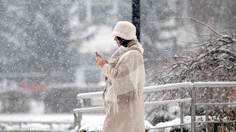 Eskişehir eksi 13 derece ile buz kesti Eskişehirde 2 Ocak okullar tatil mi İşte tatil edilen ilçeler