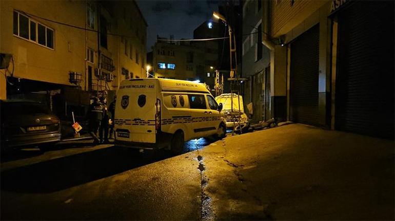 İstanbulda gece yarısı kahreden olay Isınmak için arabaya girdi feci şekilde can verdi