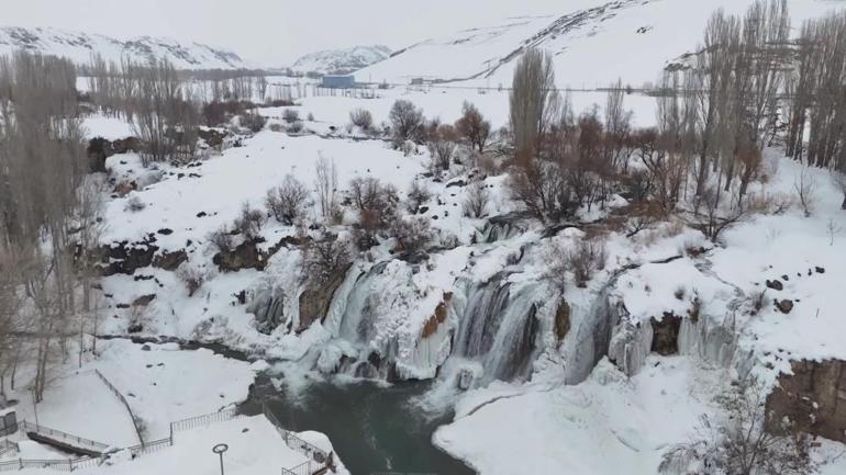 Vanda bu yıl ilk kez oldu Sabah pencereyi açınca gözlerine inanamadı