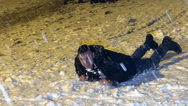 Düzcede kar sevinci: Horon ve halayla coştular