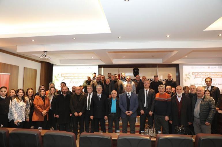 Samsunda çiftçilere büyük destek: Ana arı üretim seti ve arı sütü üretim seti dağıtıldı