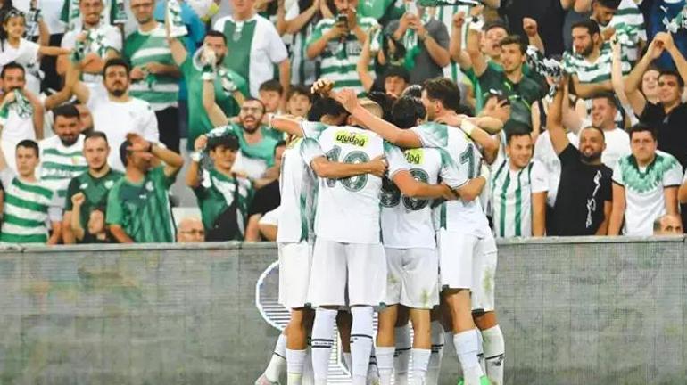 Bursaspor’da Tahsin Tam dönemi resmen bitti Yeşil-Beyazlı kulüpte direksiyon Mustafa Er’e emanet