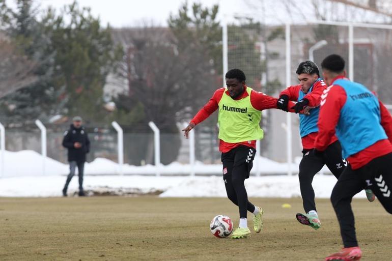 Sivasspor, Pendikspor maçı öncesi harekete geçti