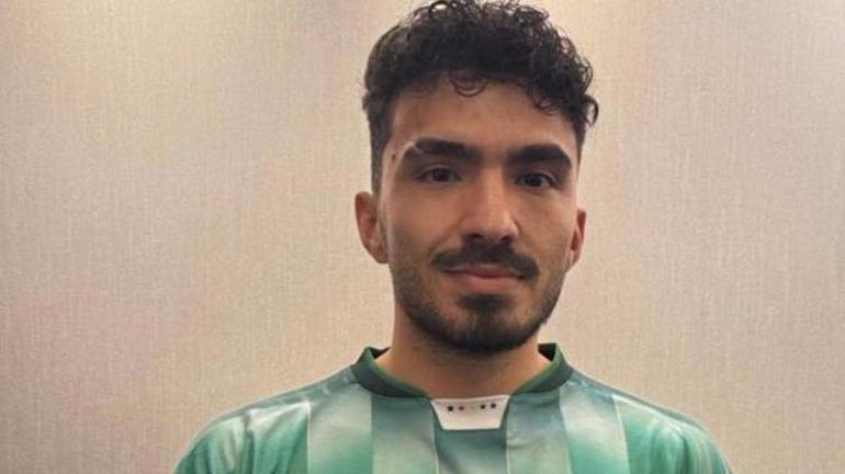 Bursasporun yeni golcüsü hayırlı olsun Enes Çelikten 1 milyon euroluk transfer